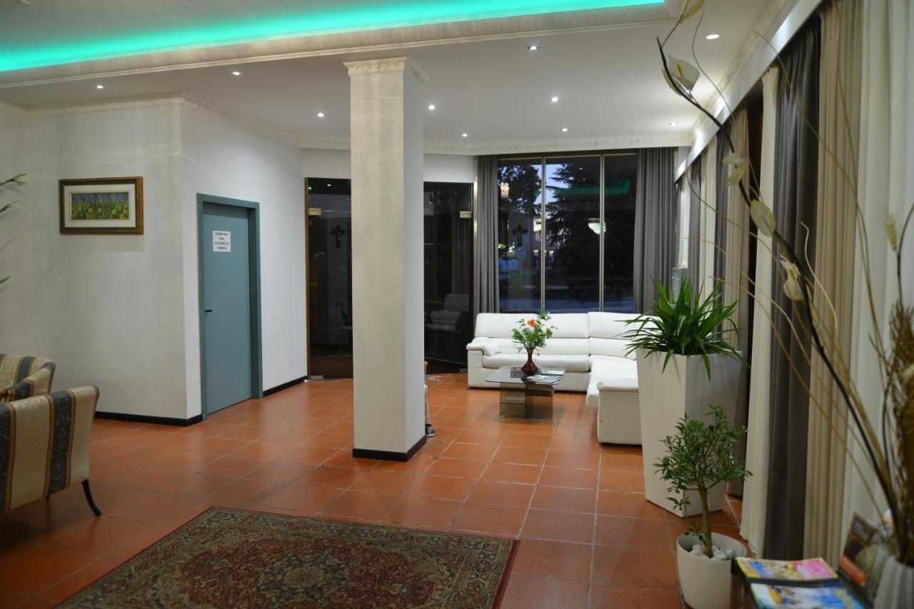 Hotel Principe Forlì Exterior foto
